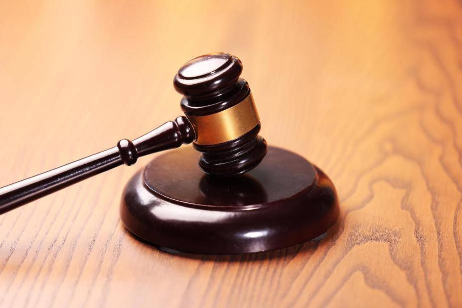 父亲生前向儿子转账233万<strong></p>
<p>原油波</strong>,继母发现后起诉返还!二审判儿子返还205万