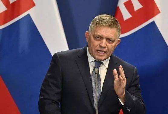 下个月的9.3阅兵<strong></p>
<p>原油波</strong>，又有两国领导人确认出席，想跟中方当面谈合作，待的时间一个比一个久？