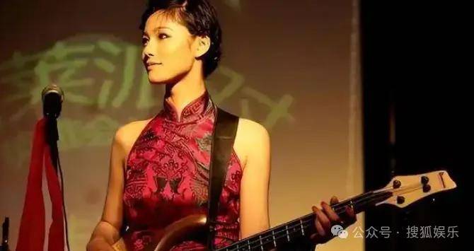 从爆红到突然消失好几年<strong></p>
<p>今天原油走势</strong>,再出现已经胖到大家不敢认了?