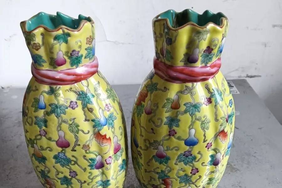 震惊！上海年轻男子和大爷结成“忘年交”<strong></p>
<p>今天原油走势</strong>，谁料对方竟在背后...200余万积蓄被掏空！