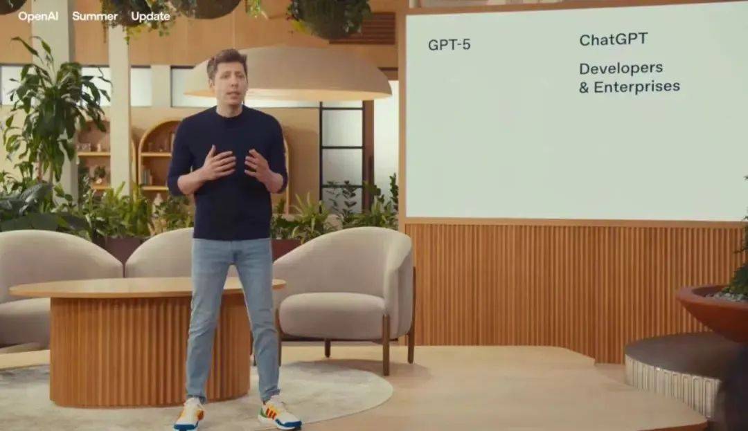 GPT-5免费开放<strong></p>
<p>今天原油走势</strong>，马斯克不服