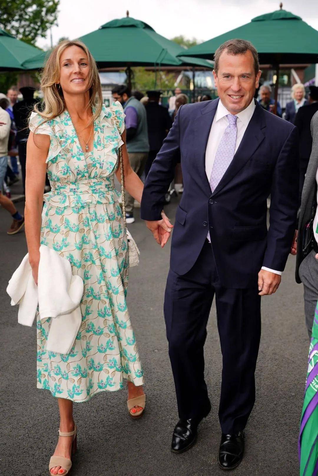 45岁离异带娃女护士嫁英国王室<strong></p>
<p>今天原油走势</strong>，比短剧更精彩！