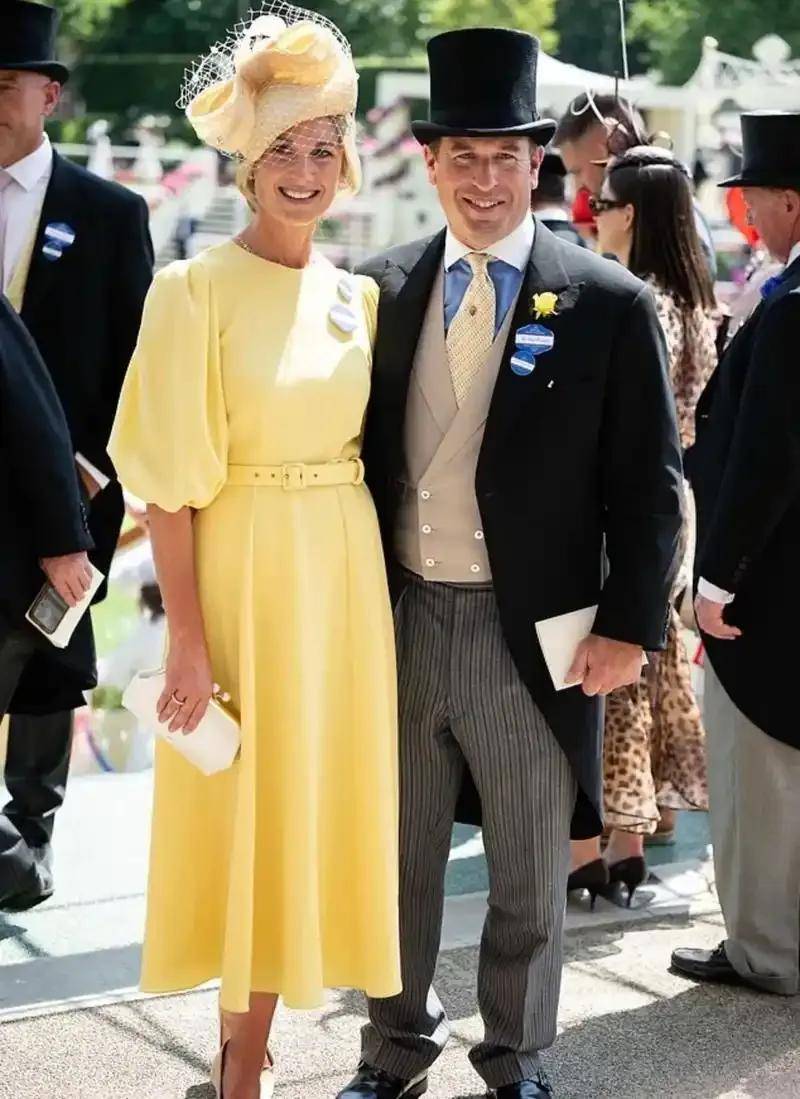 45岁离异带娃女护士嫁英国王室<strong></p>
<p>今天原油走势</strong>，比短剧更精彩！