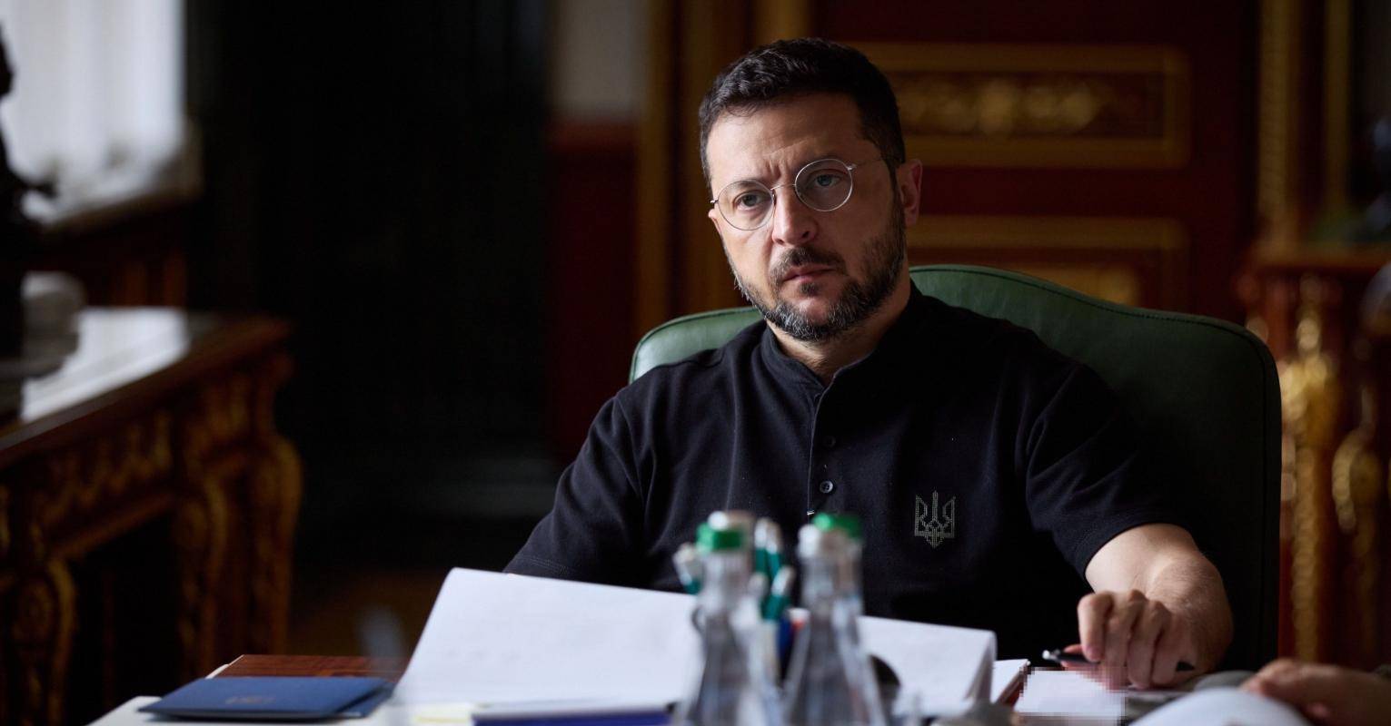 泽连斯基公开轰炸方案<strong></p>
<p>太原油墨厂</strong>,美俄敢走错一步,乌军就要导弹雨包大饺子