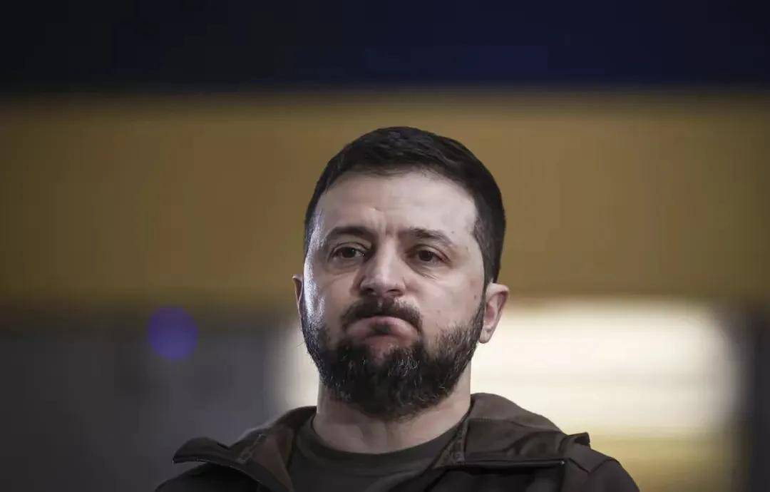 白宫突然同意俄方条件!特普会前夕乌克兰局势紧张<strong></p>
<p>太原油墨厂</strong>,泽连斯基被迫选择!