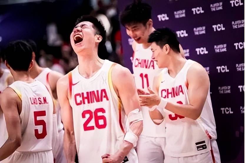 看中国男篮打球<strong></p>
<p>原油股票代码</strong>,很多年没这么开心地笑了