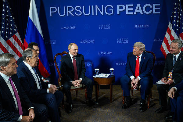 英媒爆料:普京坚持要求乌克兰撤出顿巴斯<strong></p>
<p>原油期货行情实时行情</strong>,但愿意在其他地区让步