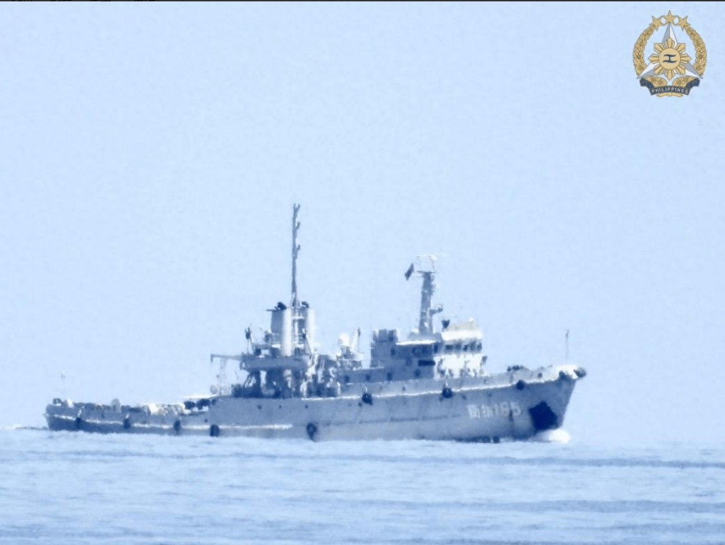 解放军拖船赶到仁爱礁<strong></p>
<p>今日原油国际价格</strong>,离破船还剩最后5海里,清场进入倒计时?