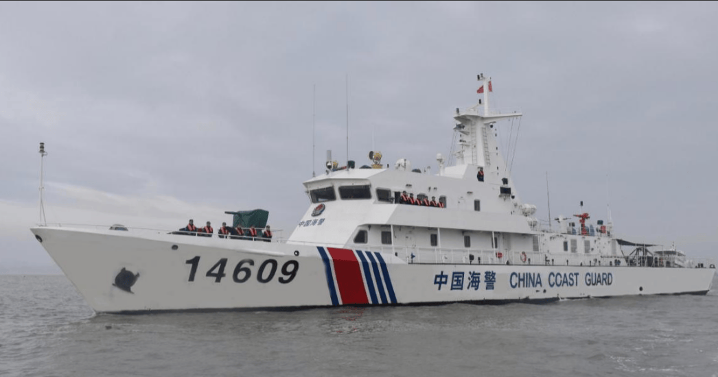 解放军拖船赶到仁爱礁<strong></p>
<p>今日原油国际价格</strong>,离破船还剩最后5海里,清场进入倒计时?