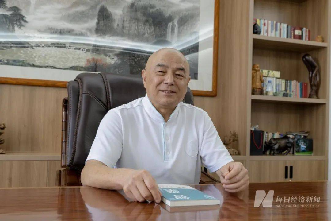 “停止发放一切停工待遇<strong></p>
<p>黄金国际价格</strong>,无力缴纳社保和公积金”,知名公司董事长:已出售所有资产!曾在朋友圈发文卖公司股权