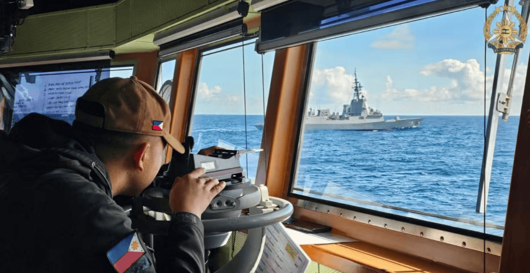 仁爱礁多艘菲舰原地打转<strong></p>
<p>黄金国际价格</strong>，美国盟友袖手旁观，菲律宾上将最后时刻怕了