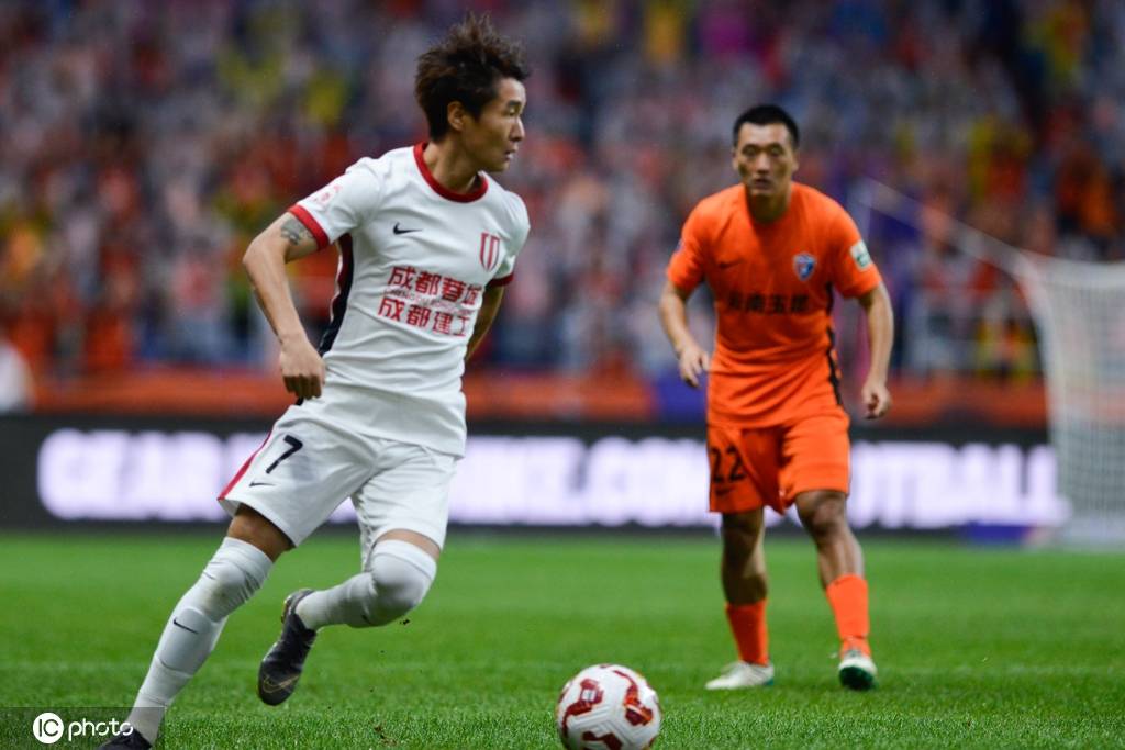 中超最佳阵容：韦世豪助攻戴帽创纪录 河南锋霸单场造3球