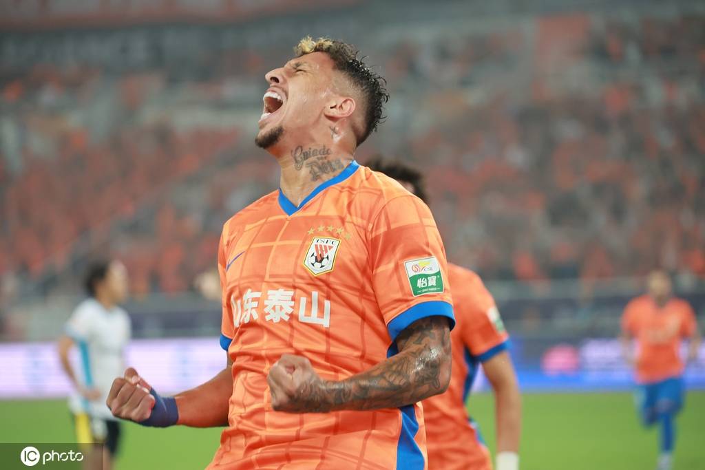 中超最佳阵容:韦世豪助攻戴帽创纪录 河南锋霸单场造3球
