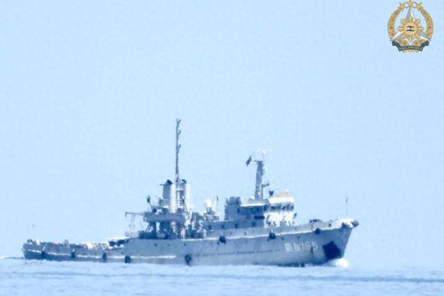 中菲对峙30多小时<strong></p>
<p>黄金</strong>,菲律宾司令找了个体面借口,大批舰艇退回国内