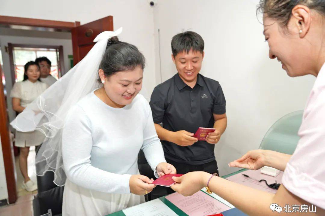 甜蜜时刻<strong></p>
<p>黄金</strong>!今天房山这里含“糖”量很高!