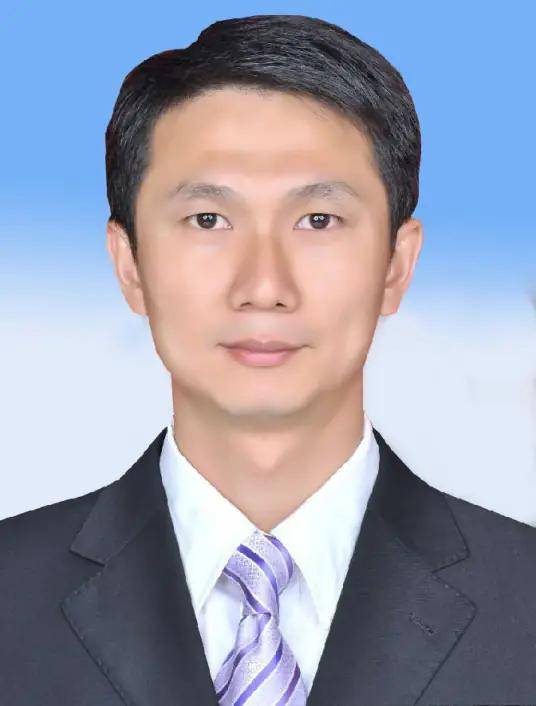 4位副市长履新<strong></p>
<p>黄金</strong>,卸任两年后他再任此职