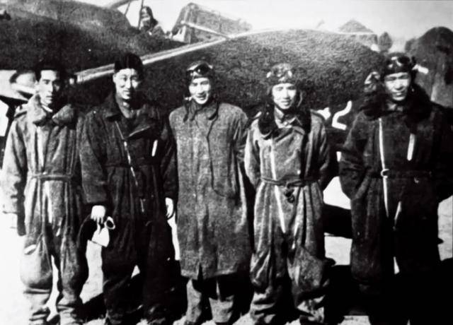 27岁的飞行员，留下遗书