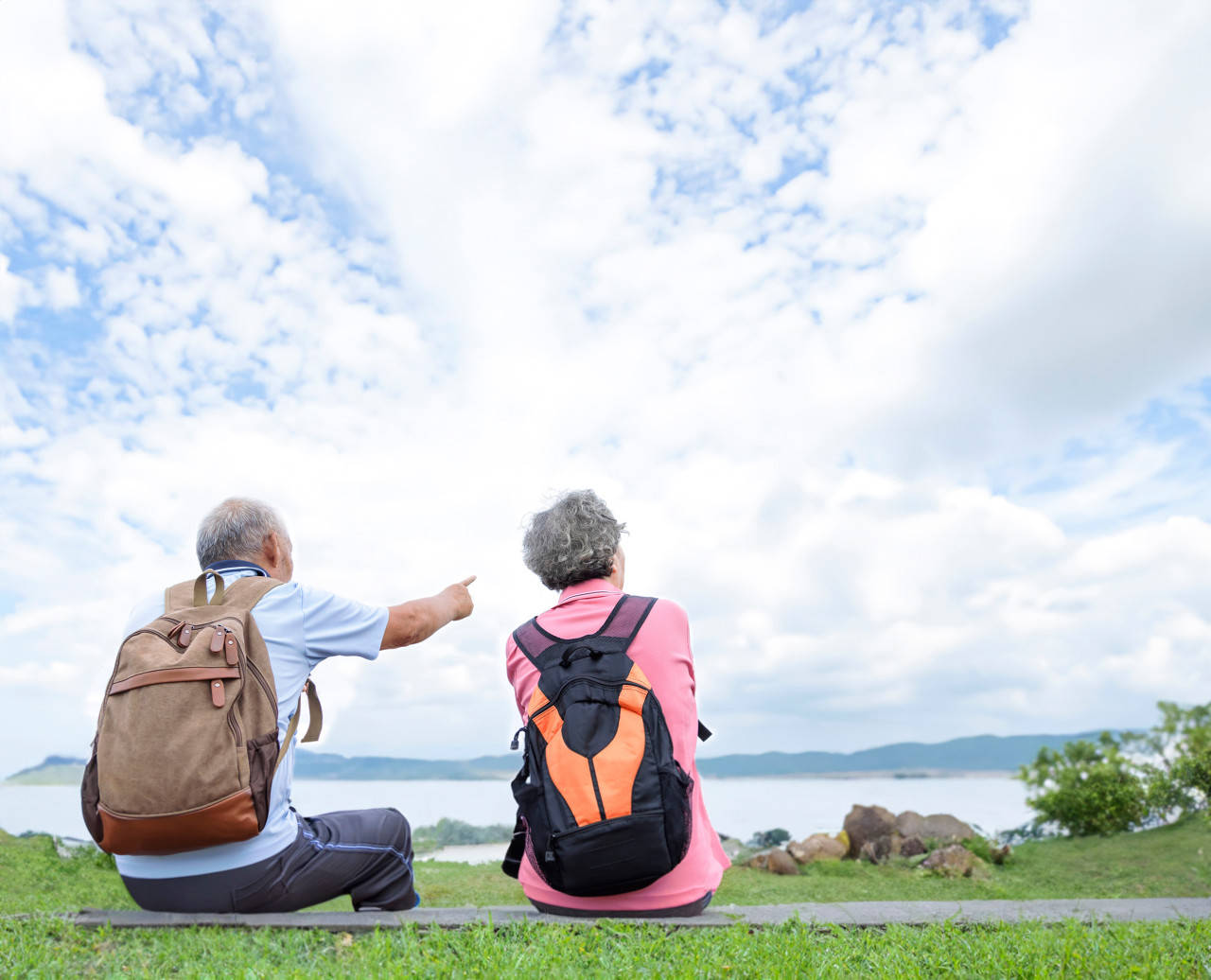 退休后<strong></p>
<p>白银</strong>，他们重新开始上班：“工资不高，图个开心”