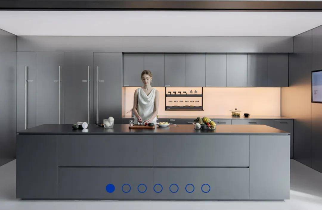 一年净赚5亿!佛山兄妹干出行业第一股<strong></p>
<p>icu</strong>,市值超300亿