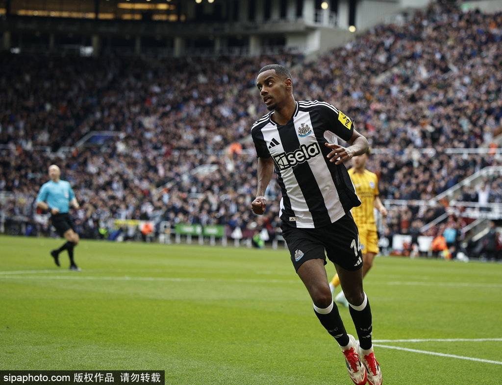 夏窗截止日汇总:利物浦终签伊萨克 曼联送走桑乔霍伊伦