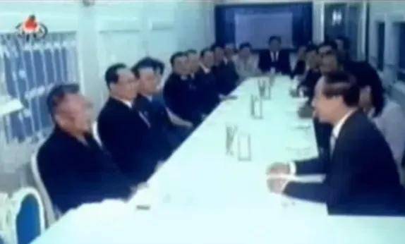 金正恩启程来华<strong></p>
<p>icu</strong>,他的神秘专列长什么样?