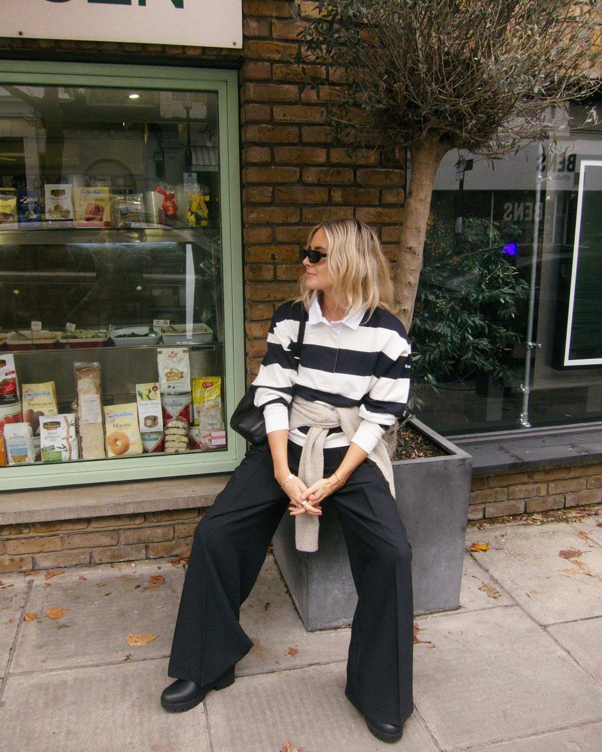 50岁佘诗曼机场街拍秀蛮腰身材绝了<strong></p>
<p>icu</strong>!王心凌同样穿法重返18岁