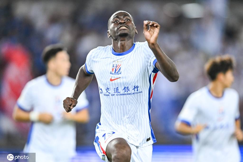 榜首烫手！申花国安海港本轮全输 蓉城后来居上抢争冠先机