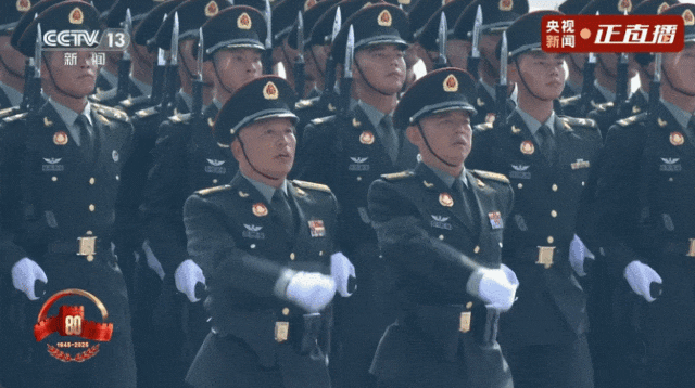 不装了<strong></p>
<p>聚查</strong>!一口气看完九三大阅兵武器装备!谁说我们一个也不认识?