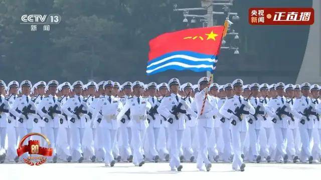 不装了<strong></p>
<p>聚查</strong>!一口气看完九三大阅兵武器装备!谁说我们一个也不认识?