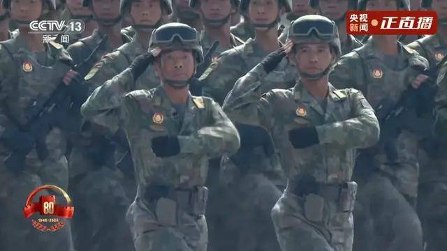 不装了<strong></p>
<p>聚查</strong>!一口气看完九三大阅兵武器装备!谁说我们一个也不认识?