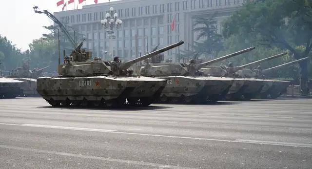 不装了<strong></p>
<p>聚查</strong>!一口气看完九三大阅兵武器装备!谁说我们一个也不认识?