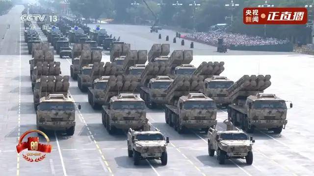 不装了<strong></p>
<p>聚查</strong>!一口气看完九三大阅兵武器装备!谁说我们一个也不认识?