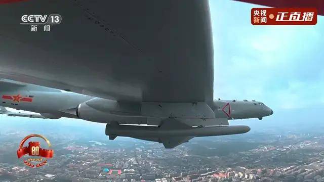 不装了<strong></p>
<p>聚查</strong>!一口气看完九三大阅兵武器装备!谁说我们一个也不认识?