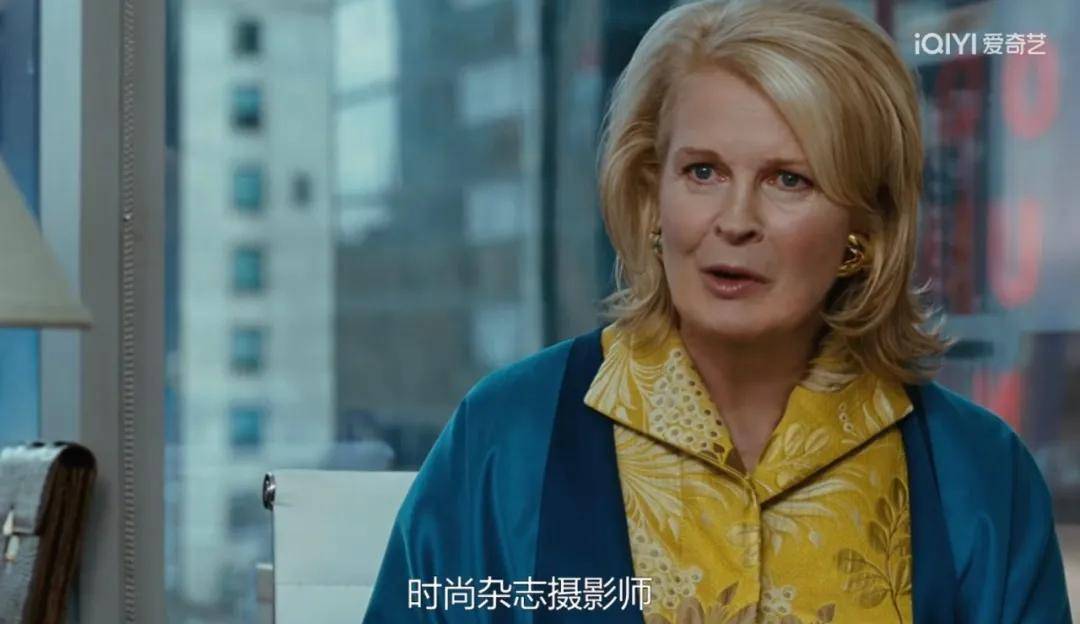 年近四十<strong></p>
<p>聚查</strong>，二孩妈妈，不骨感不时髦，却成了女魔头接班人