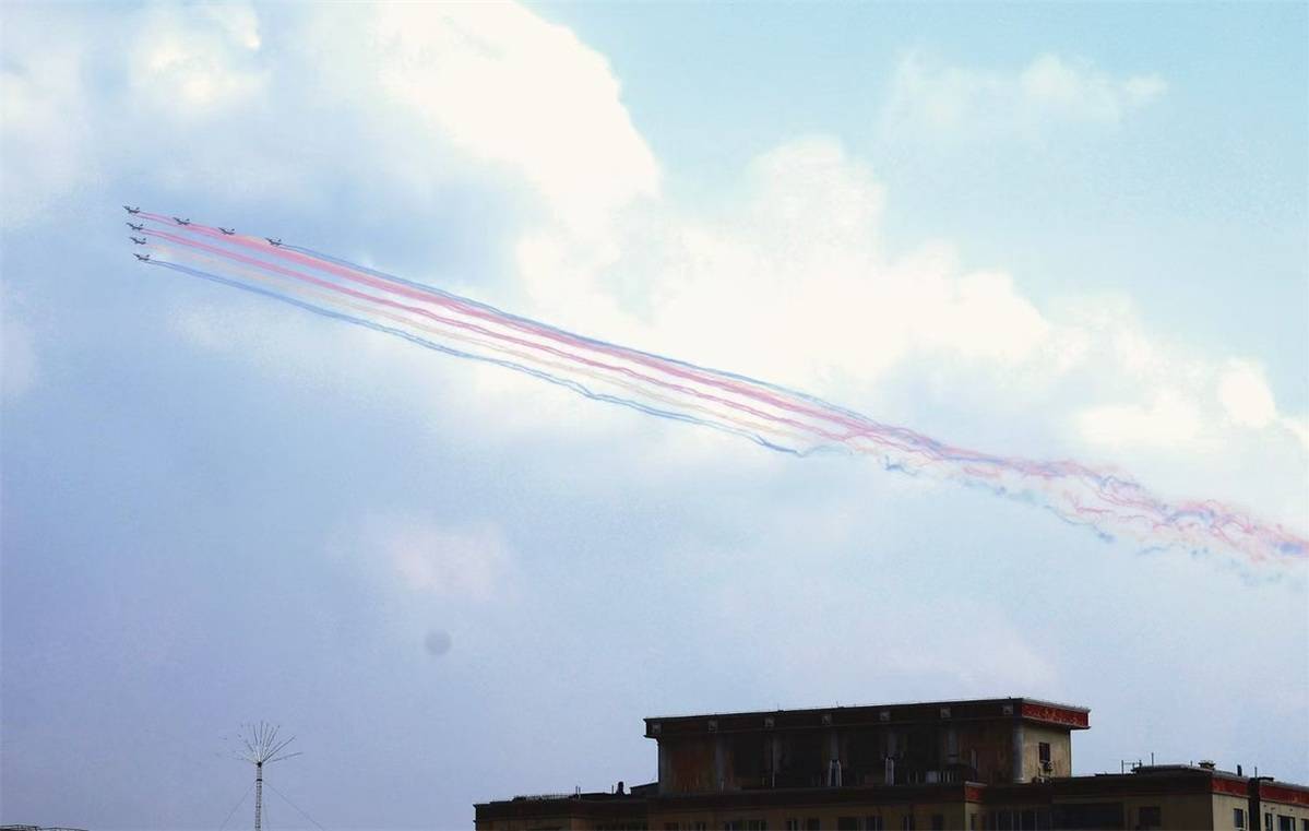 纪念中国人民抗日战争暨世界反法西斯战争胜利80周年大会在京举行