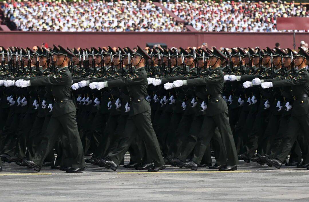 新华社出图<strong></p>
<p>聚查</strong>！