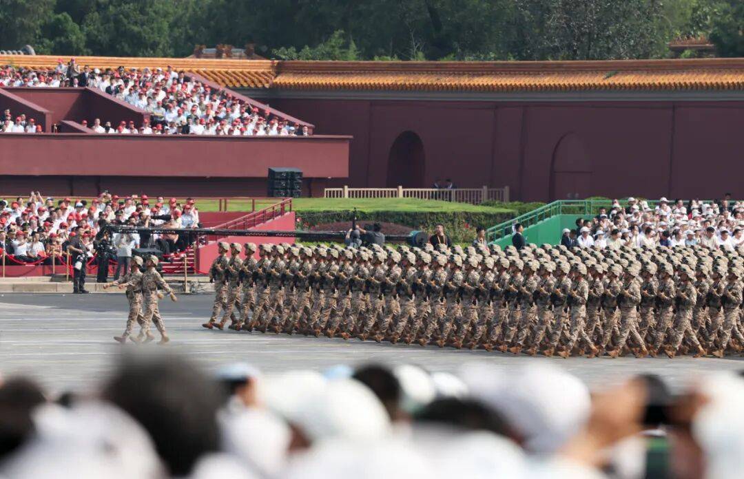 新华社出图<strong></p>
<p>聚查</strong>！