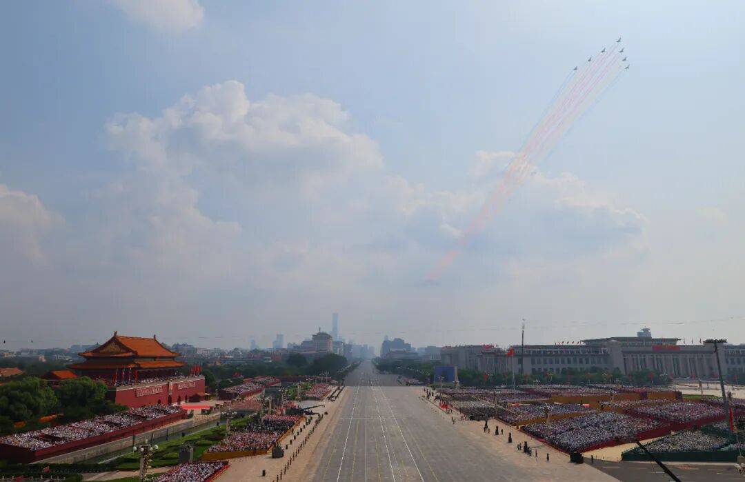 新华社出图<strong></p>
<p>聚查</strong>！