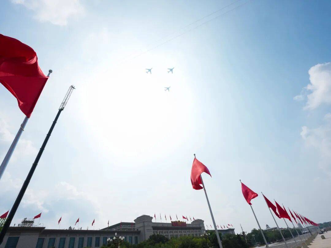 新华社出图<strong></p>
<p>聚查</strong>！