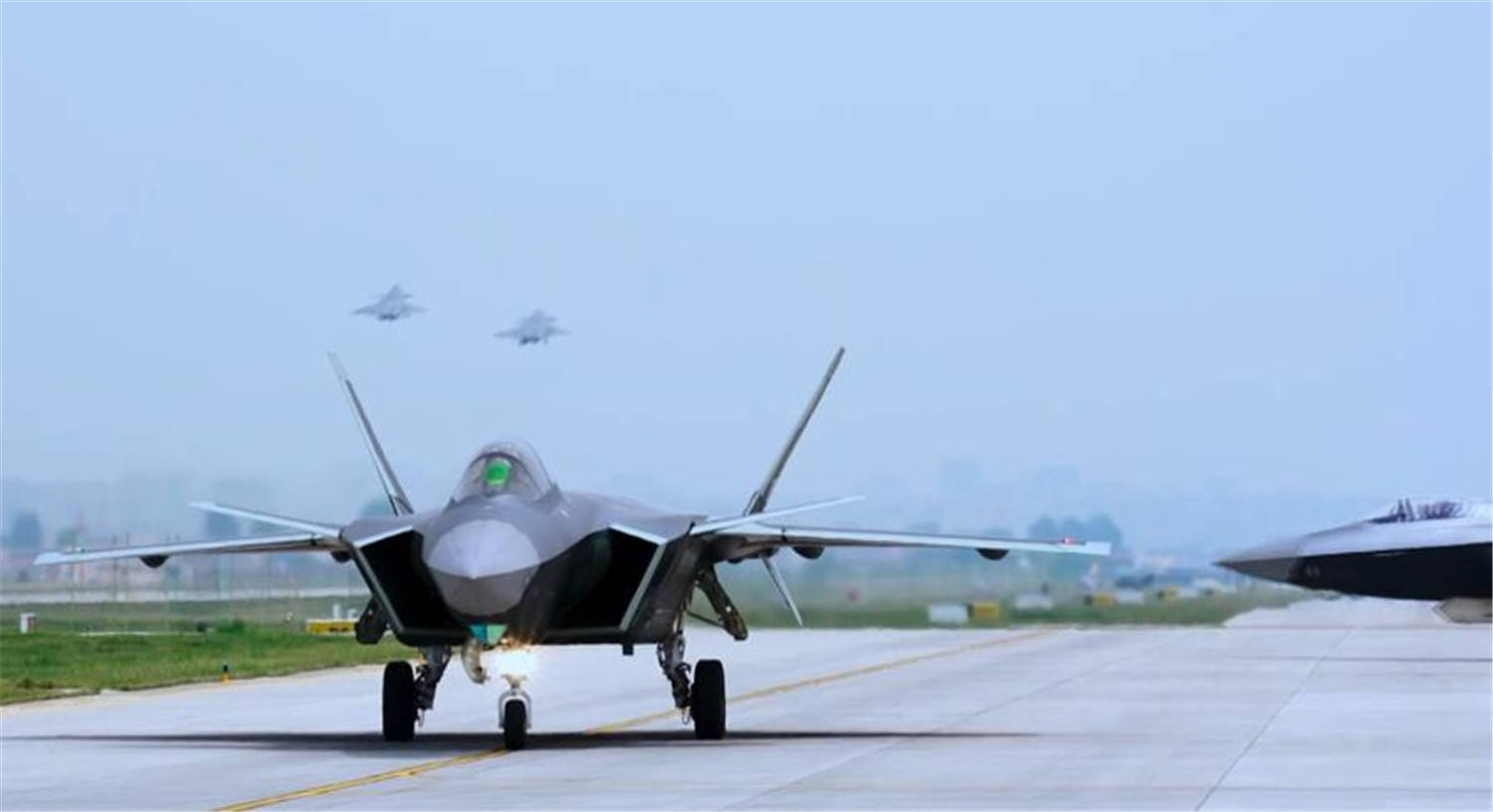 北京阅兵结束<strong></p>
<p>剧场</strong>,特朗普通告全球,一连说了6个“不”,中方太强了