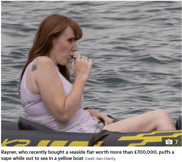 金正恩女儿首登国际舞台<strong></p>
<p>剧场</strong>，引爆接班传闻！英国首相被架空，工党内斗成全武行…