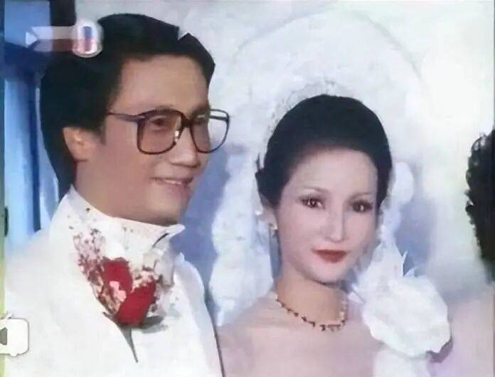 考古|89岁谢贤现身依旧时髦！与小49岁女友分手后开搞事业<strong></p>
<p>剧场</strong>，疑已交代后事的他太潇洒