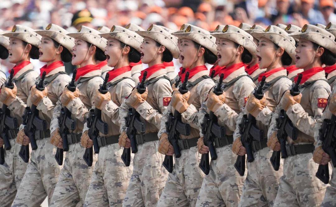 英姿飒爽!四川高校大四女生<strong></p>
<p>剧场</strong>,亮相九三阅兵方队