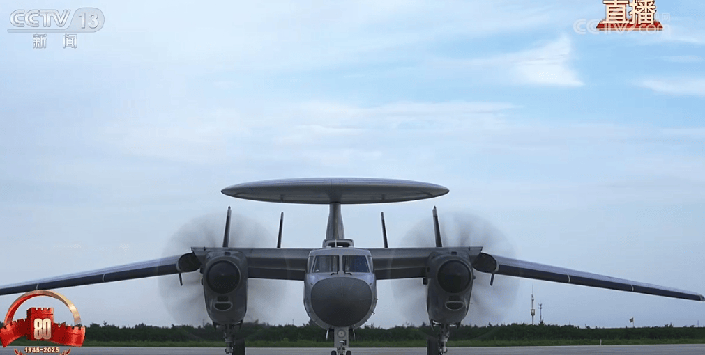 东风-61、巨浪-3、折叠翼预警机、歼-20S<strong></p>
<p>剧场</strong>,画面披露!