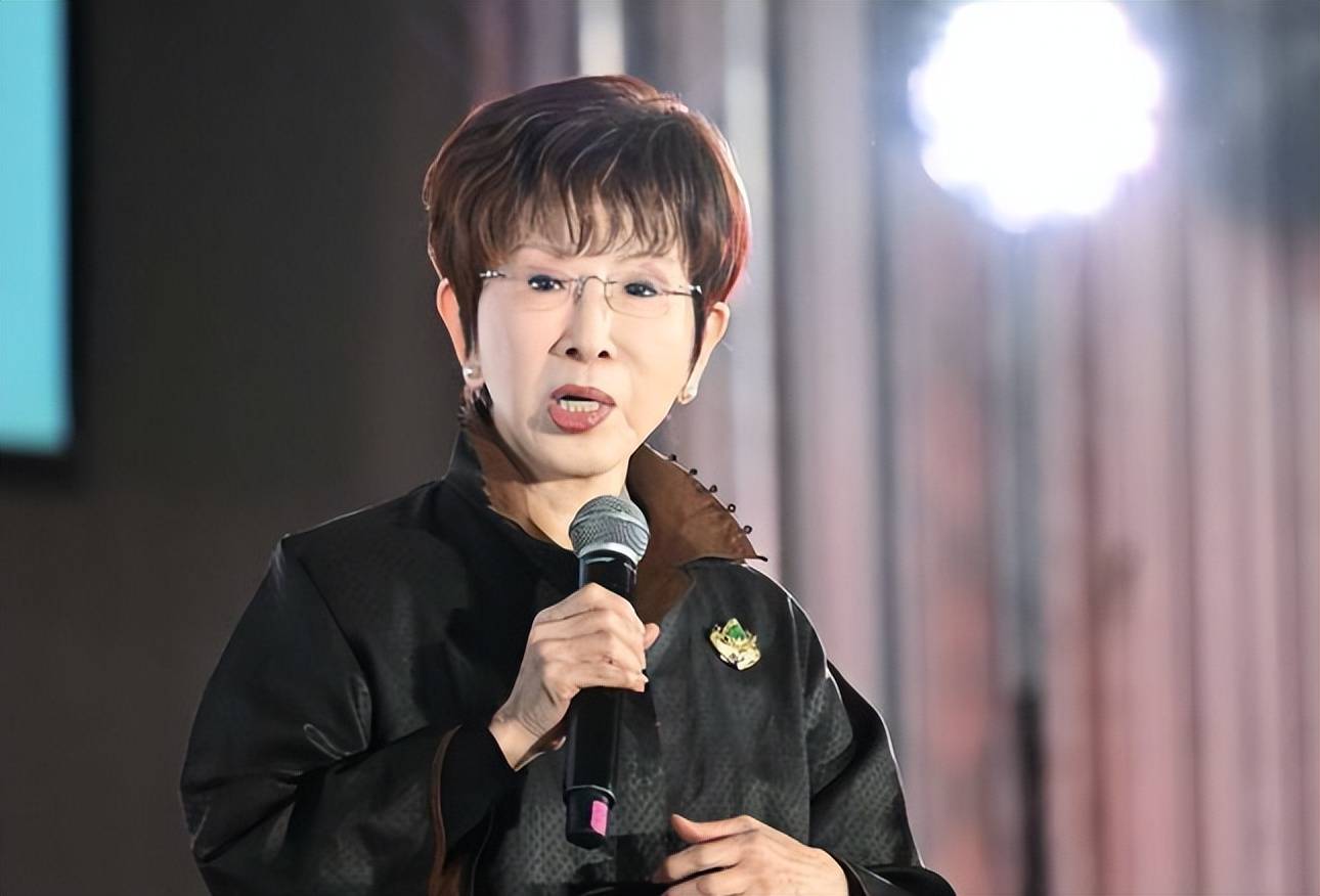 洪秀柱为何走上天安门？她以实际行动回应赖清德<strong></p>
<p>剧场</strong>，坚定站在历史正确一方！