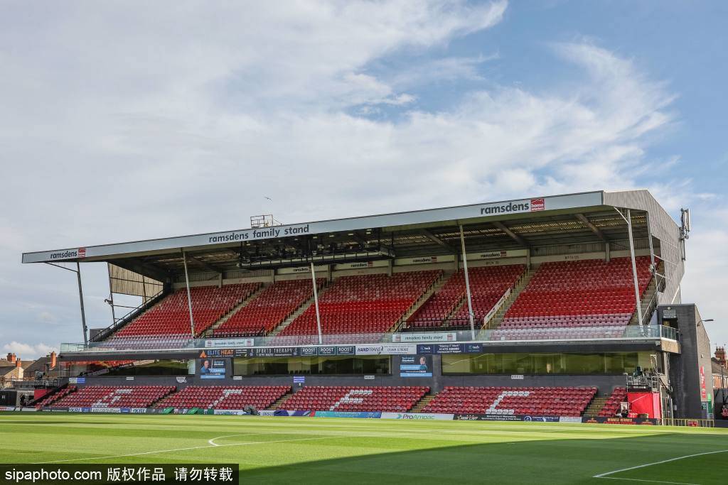 反转<strong></p>
<p>剧场</strong>!英乙队违规!曼联上诉改判3-0胜