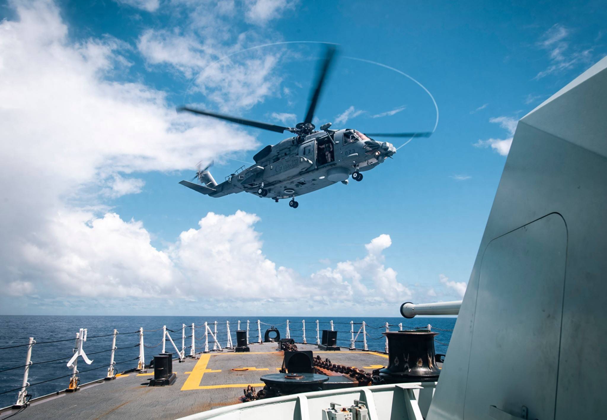 台岛海峡对峙升级<strong></p>
<p>free价格</strong>,外军机突然向直10逼近,结果下一刻又老实了