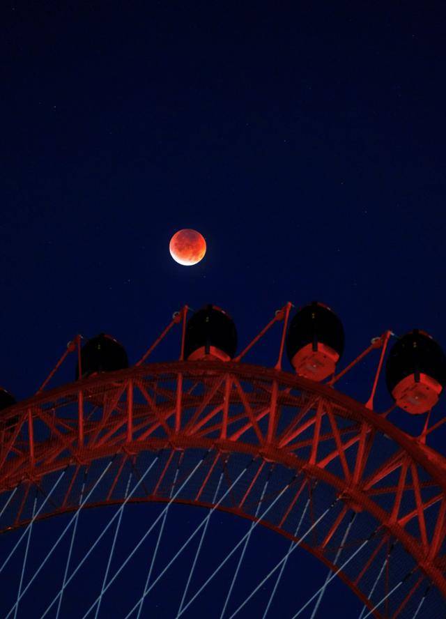 刷屏朋友圈<strong></p>
<p>free价格</strong>!“红月亮”高清大图来了