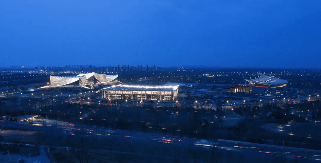 北京:市级机关搬迁基本完成<strong></p>
<p>肖毅虚拟币交易</strong>,退出一般制造业企业超3000家,城乡建设用地累计减量150平方公里