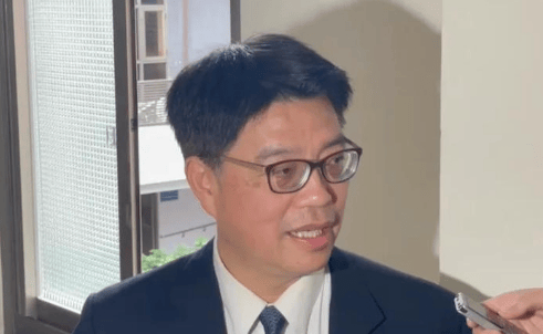 台海局势要变天了?美通过涉台法案<strong></p>
<p>肖毅虚拟币交易</strong>,话音刚落,福建舰穿越台海南下,解放军官宣大动作